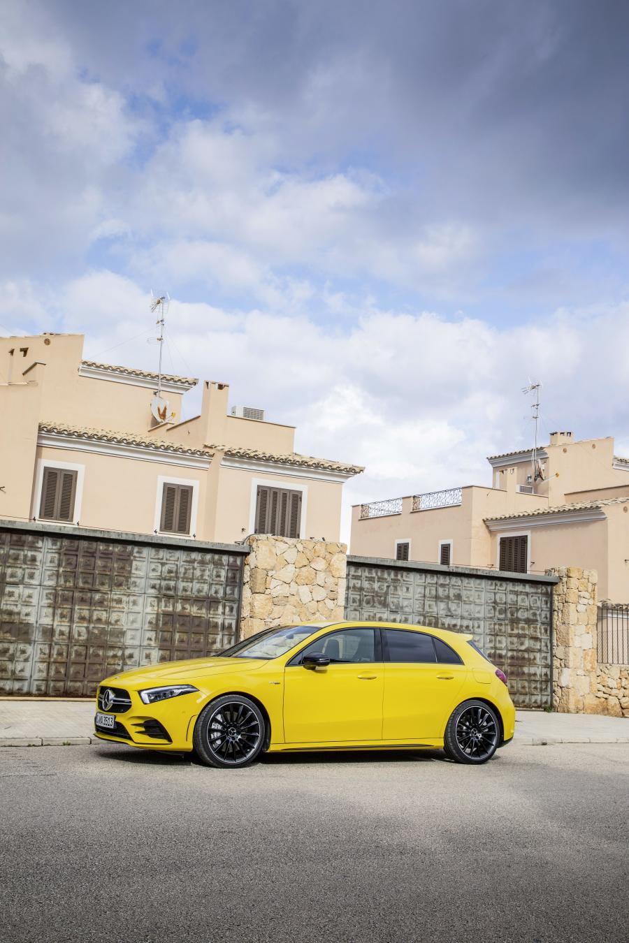  Mercedes-AMG A35 4Matic (W177) 2018 года  (WW) (фото 11 из 42)